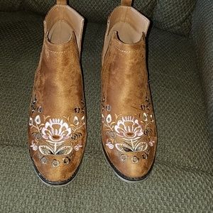 Embroider Boots